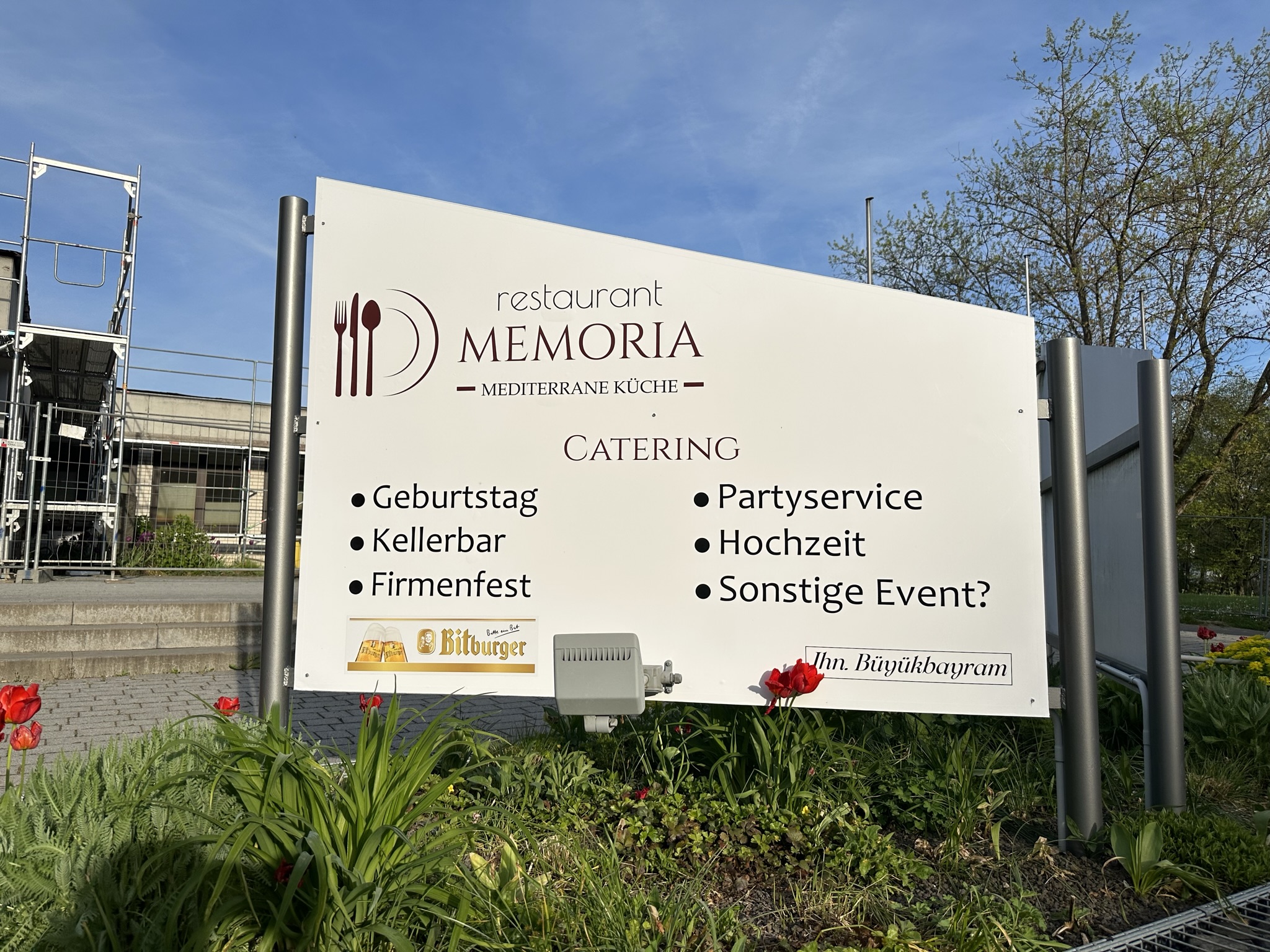 Restaurant Memoria – Werbeschild von Aureowerk